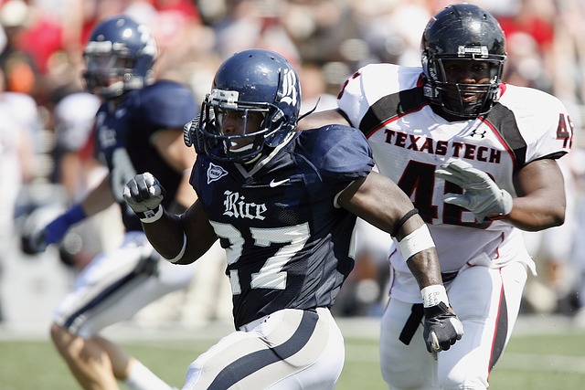 镜报列举曼联主帅候选人：索斯盖特，图赫尔，德泽尔比，齐达内.